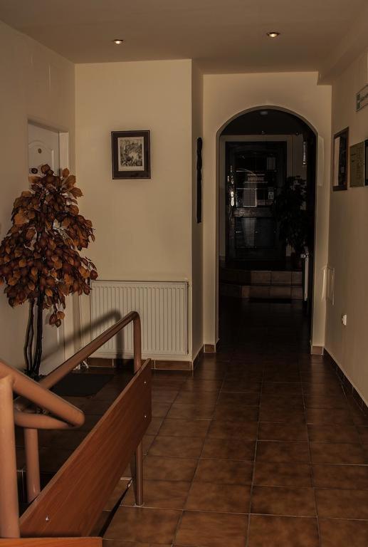 Trenčín Penzion Pod Hradom מראה חיצוני תמונה