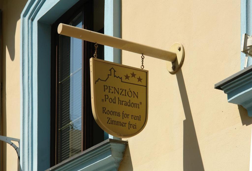 Trenčín Penzion Pod Hradom מראה חיצוני תמונה